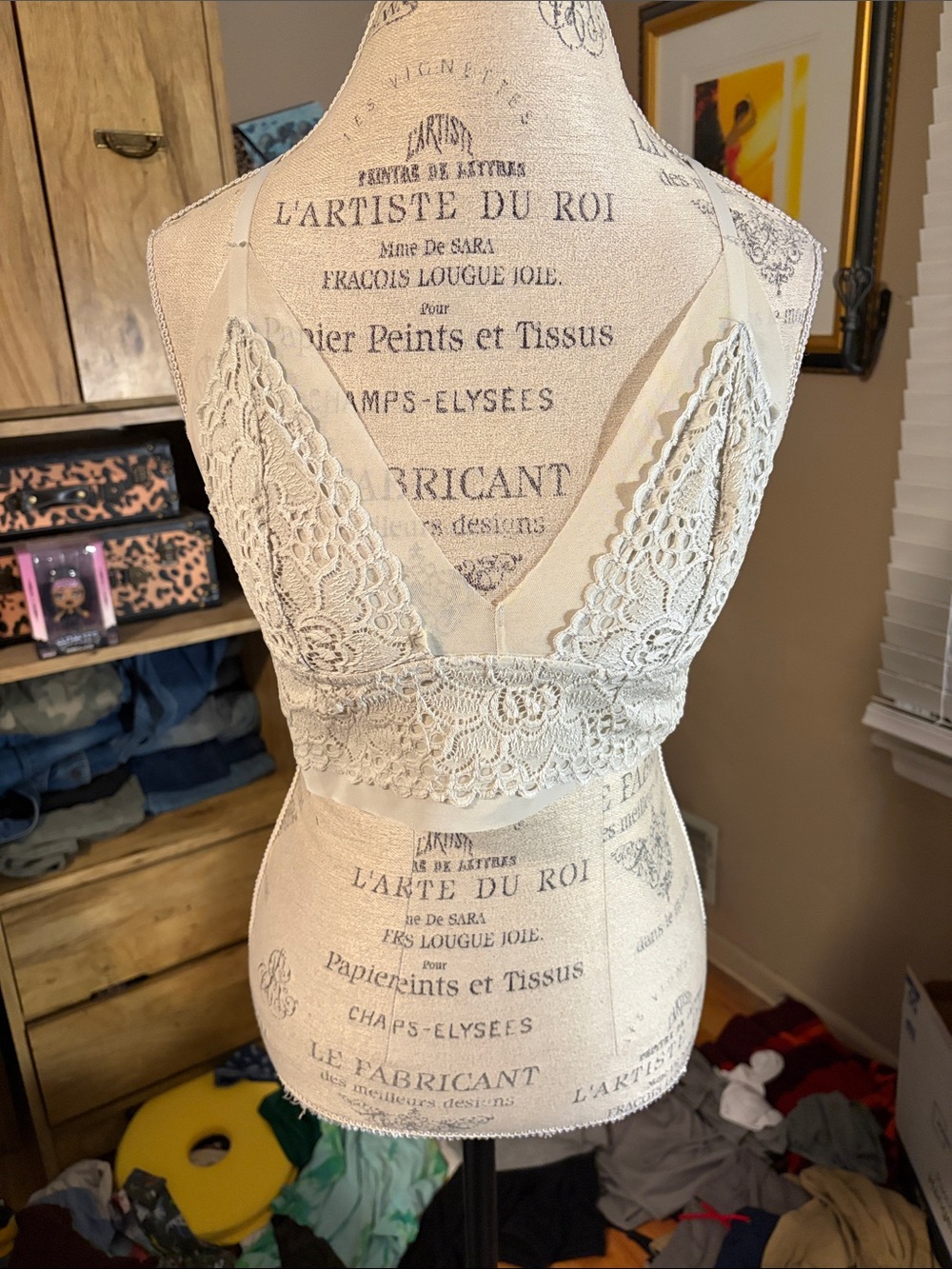 Aerie Lace Bralette in Cream - Women's Intimates - Large